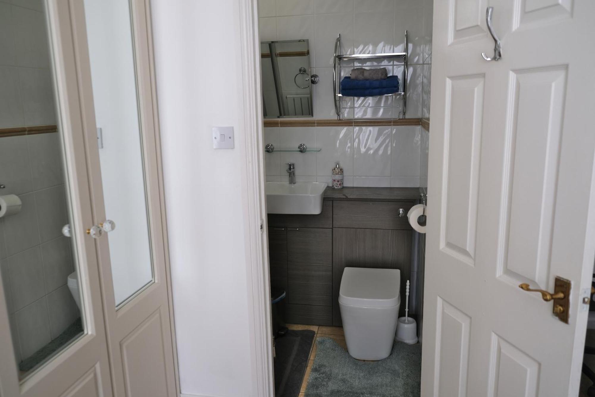 Lynton Road Apartment London Room photo